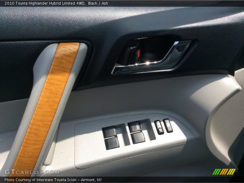 Black / Ash 2010 Toyota Highlander Hybrid Limited 4WD