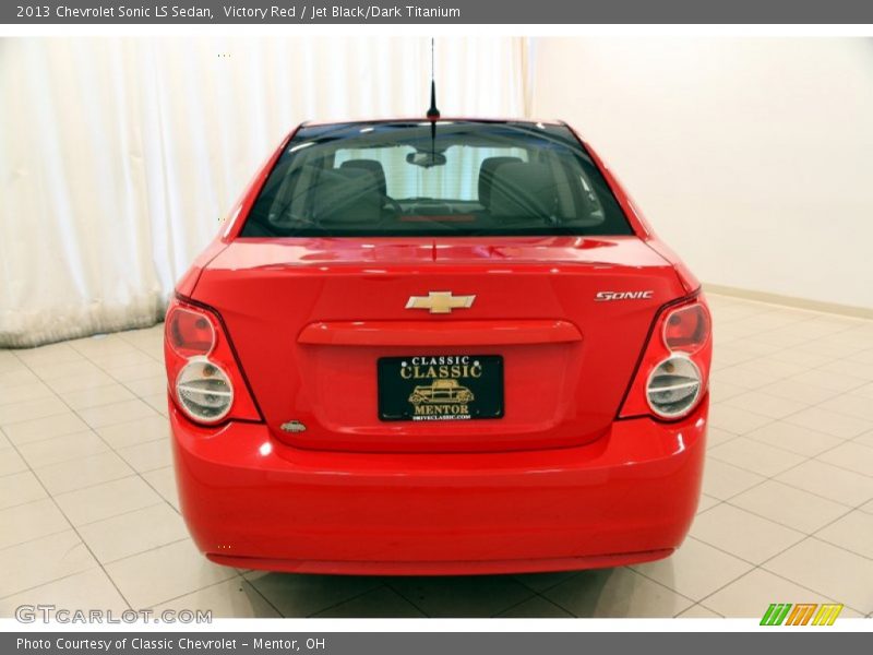 Victory Red / Jet Black/Dark Titanium 2013 Chevrolet Sonic LS Sedan