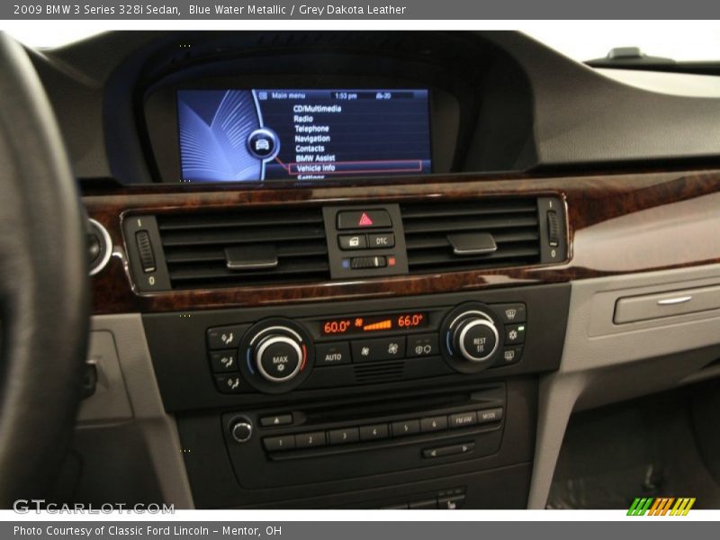 Controls of 2009 3 Series 328i Sedan