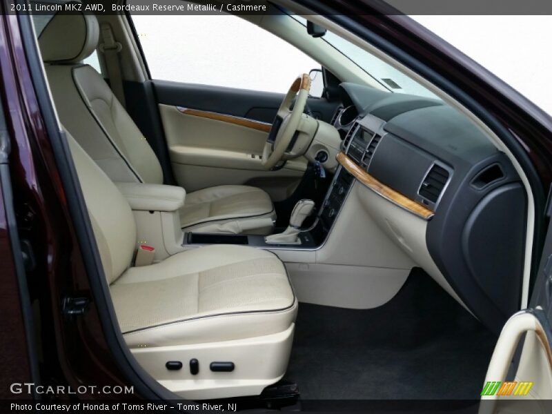 Bordeaux Reserve Metallic / Cashmere 2011 Lincoln MKZ AWD