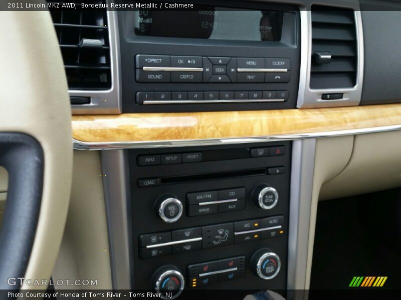 Bordeaux Reserve Metallic / Cashmere 2011 Lincoln MKZ AWD
