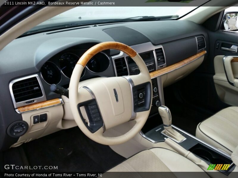 Bordeaux Reserve Metallic / Cashmere 2011 Lincoln MKZ AWD