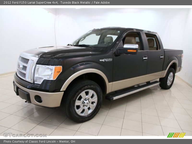 Tuxedo Black Metallic / Pale Adobe 2012 Ford F150 Lariat SuperCrew 4x4