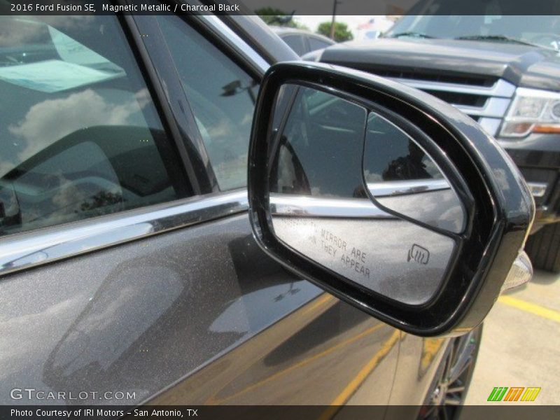 Magnetic Metallic / Charcoal Black 2016 Ford Fusion SE