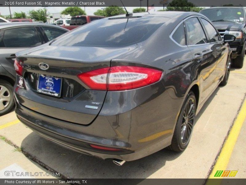 Magnetic Metallic / Charcoal Black 2016 Ford Fusion SE