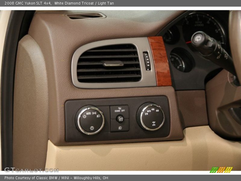 White Diamond Tricoat / Light Tan 2008 GMC Yukon SLT 4x4