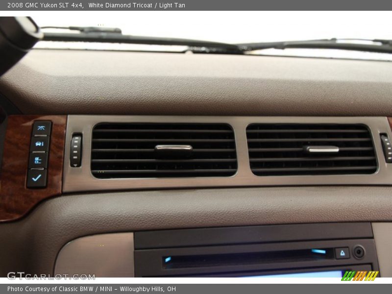 White Diamond Tricoat / Light Tan 2008 GMC Yukon SLT 4x4