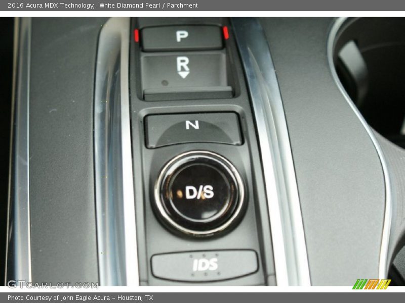 White Diamond Pearl / Parchment 2016 Acura MDX Technology
