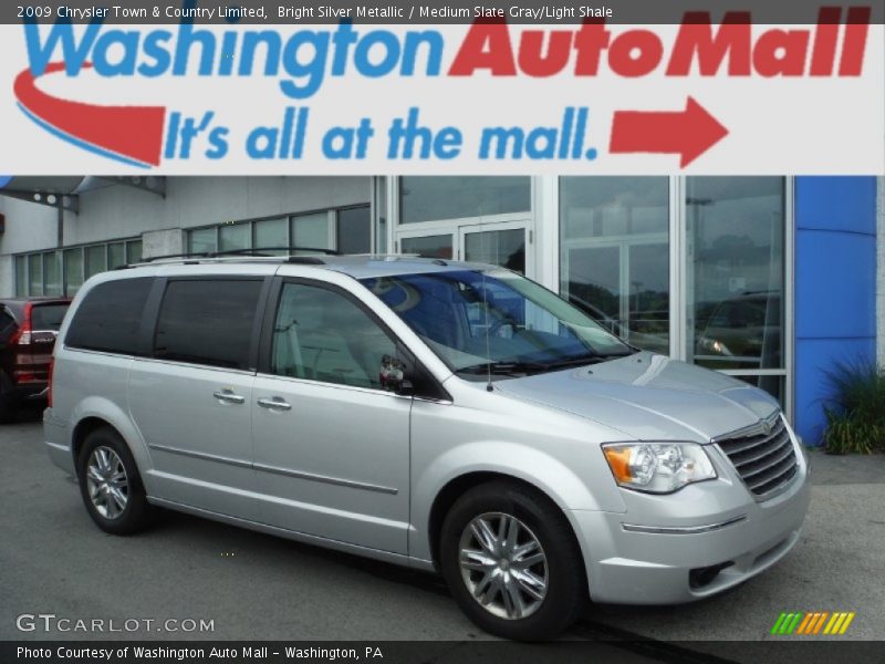 Bright Silver Metallic / Medium Slate Gray/Light Shale 2009 Chrysler Town & Country Limited