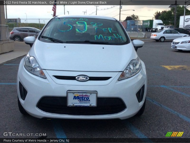 Oxford White / Light Stone/Charcoal Black 2012 Ford Fiesta SE Hatchback
