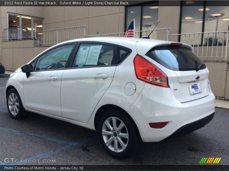 Oxford White / Light Stone/Charcoal Black 2012 Ford Fiesta SE Hatchback