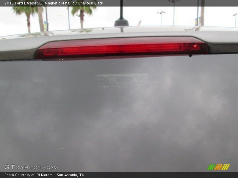 Magnetic Metallic / Charcoal Black 2015 Ford Escape SE