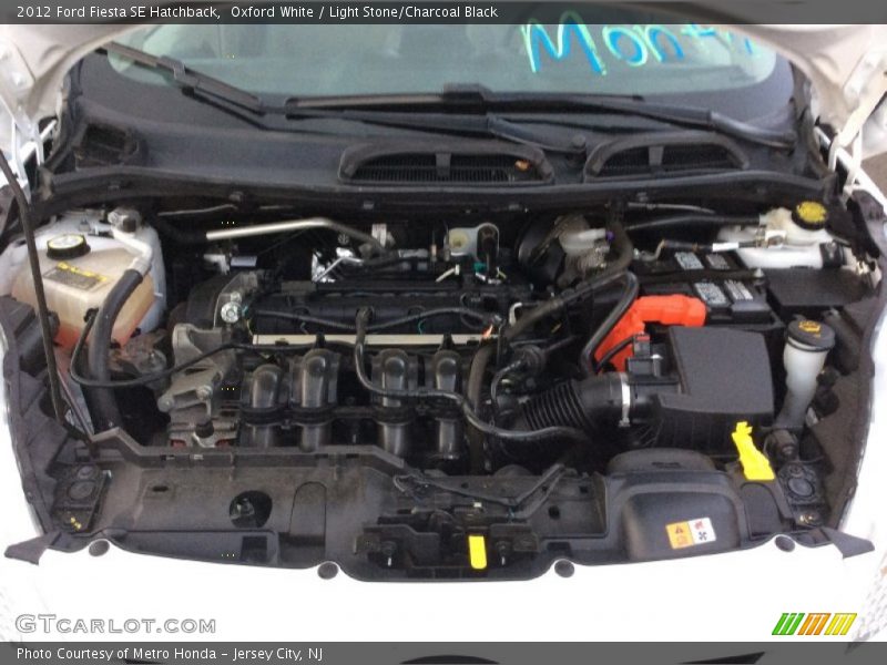 Oxford White / Light Stone/Charcoal Black 2012 Ford Fiesta SE Hatchback