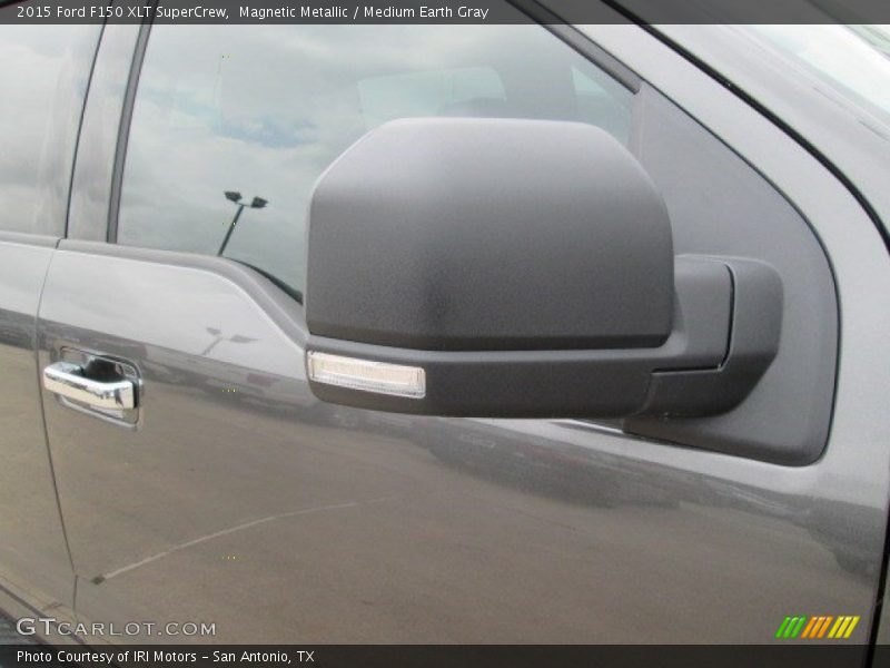 Magnetic Metallic / Medium Earth Gray 2015 Ford F150 XLT SuperCrew