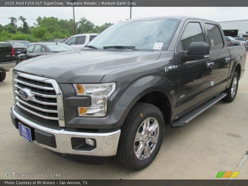 Magnetic Metallic / Medium Earth Gray 2015 Ford F150 XLT SuperCrew