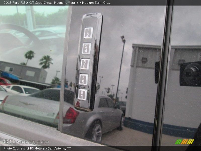 Magnetic Metallic / Medium Earth Gray 2015 Ford F150 XLT SuperCrew