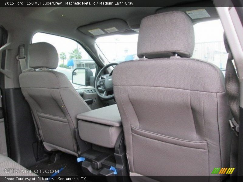 Magnetic Metallic / Medium Earth Gray 2015 Ford F150 XLT SuperCrew
