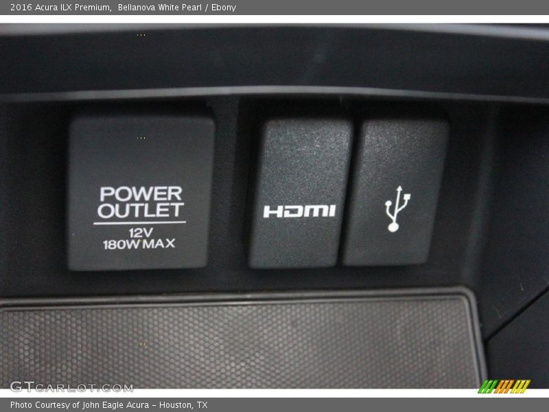 Bellanova White Pearl / Ebony 2016 Acura ILX Premium