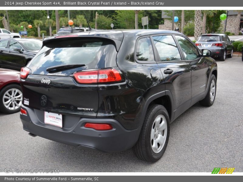 Brilliant Black Crystal Pearl / Iceland - Black/Iceland Gray 2014 Jeep Cherokee Sport 4x4