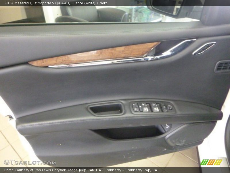 Bianco (White) / Nero 2014 Maserati Quattroporte S Q4 AWD