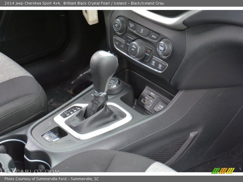 Brilliant Black Crystal Pearl / Iceland - Black/Iceland Gray 2014 Jeep Cherokee Sport 4x4