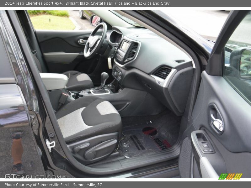 Brilliant Black Crystal Pearl / Iceland - Black/Iceland Gray 2014 Jeep Cherokee Sport 4x4