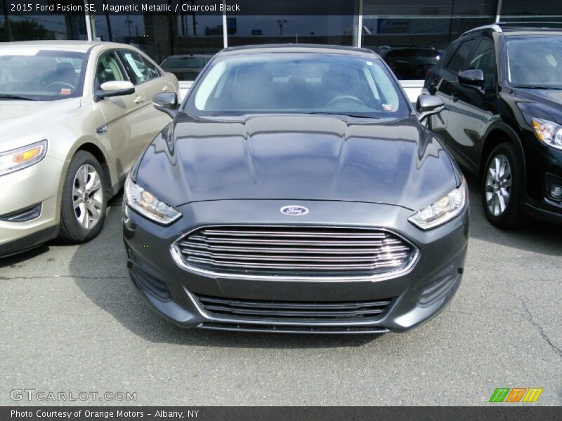 Magnetic Metallic / Charcoal Black 2015 Ford Fusion SE
