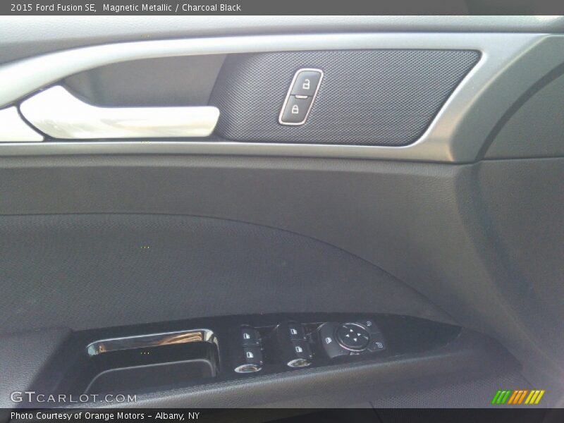 Magnetic Metallic / Charcoal Black 2015 Ford Fusion SE