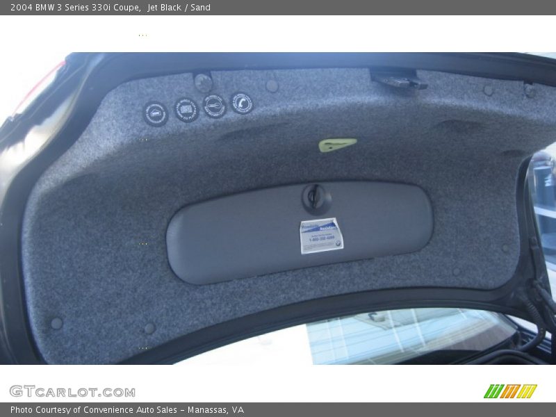 Jet Black / Sand 2004 BMW 3 Series 330i Coupe