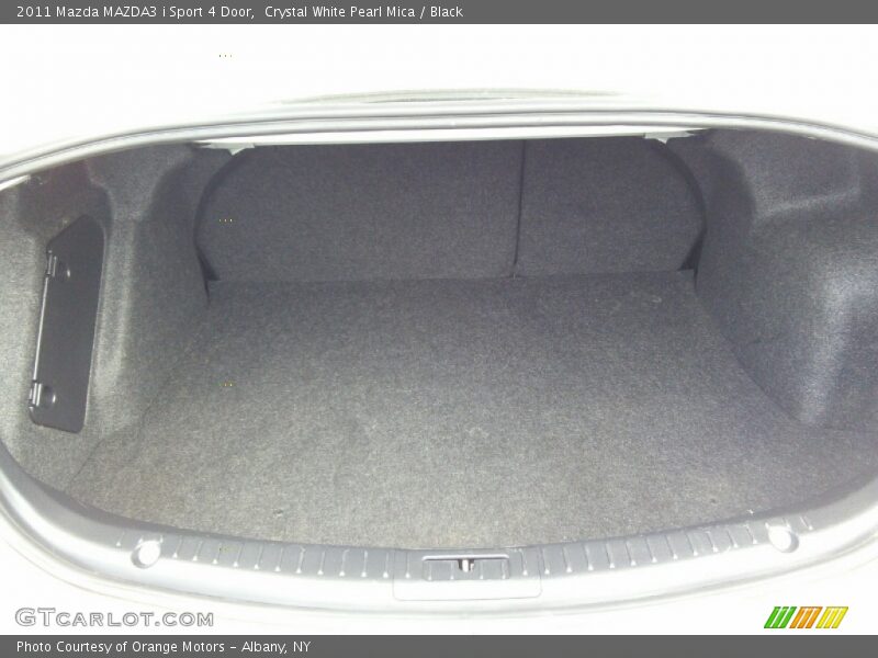 Crystal White Pearl Mica / Black 2011 Mazda MAZDA3 i Sport 4 Door