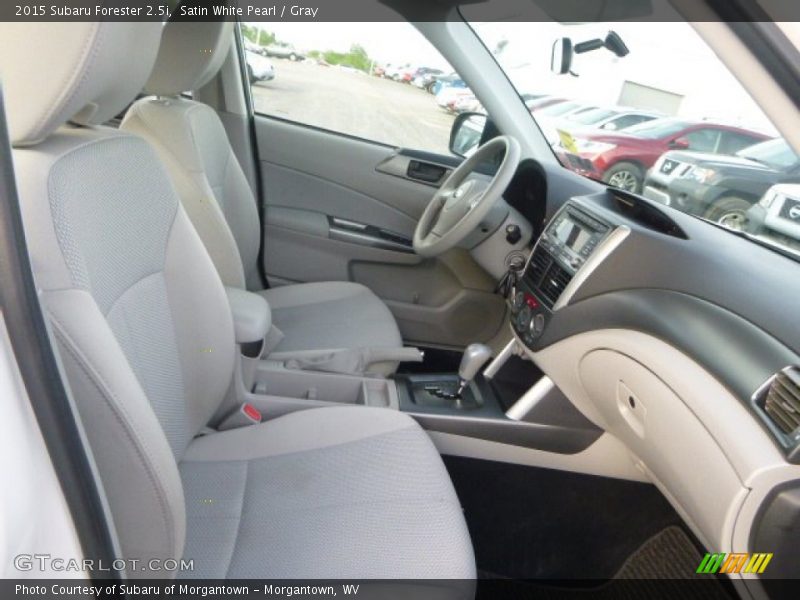 Satin White Pearl / Gray 2015 Subaru Forester 2.5i