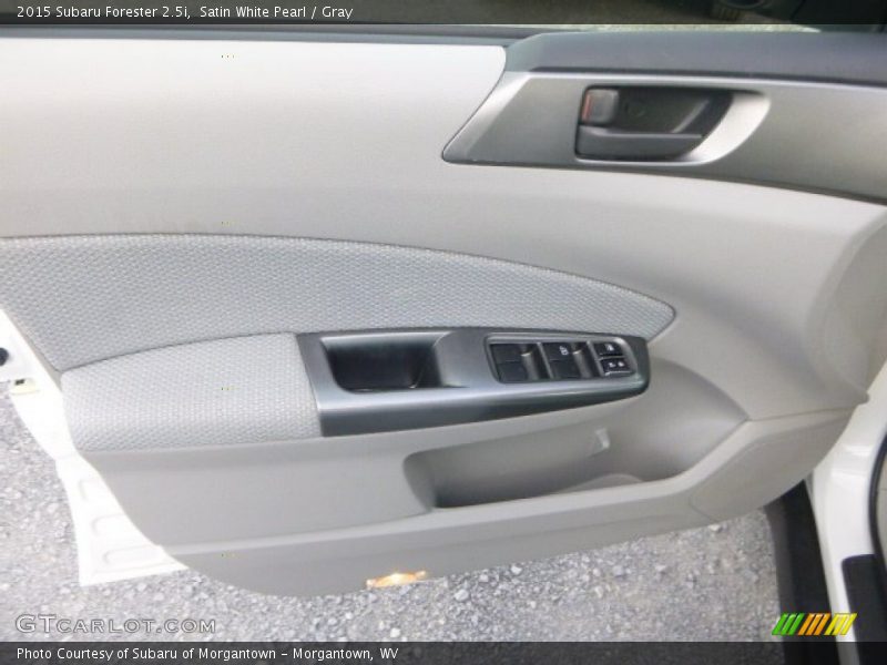 Satin White Pearl / Gray 2015 Subaru Forester 2.5i