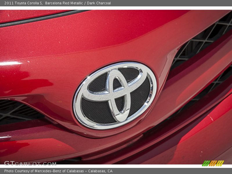 Barcelona Red Metallic / Dark Charcoal 2011 Toyota Corolla S