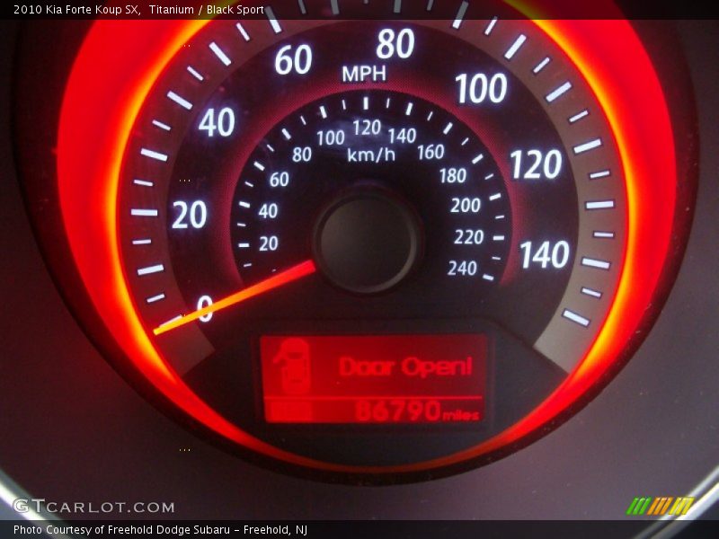 Titanium / Black Sport 2010 Kia Forte Koup SX