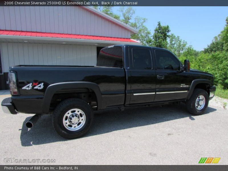 Black / Dark Charcoal 2006 Chevrolet Silverado 2500HD LS Extended Cab 4x4