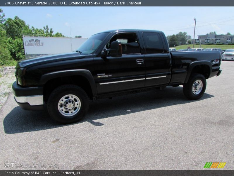 Black / Dark Charcoal 2006 Chevrolet Silverado 2500HD LS Extended Cab 4x4