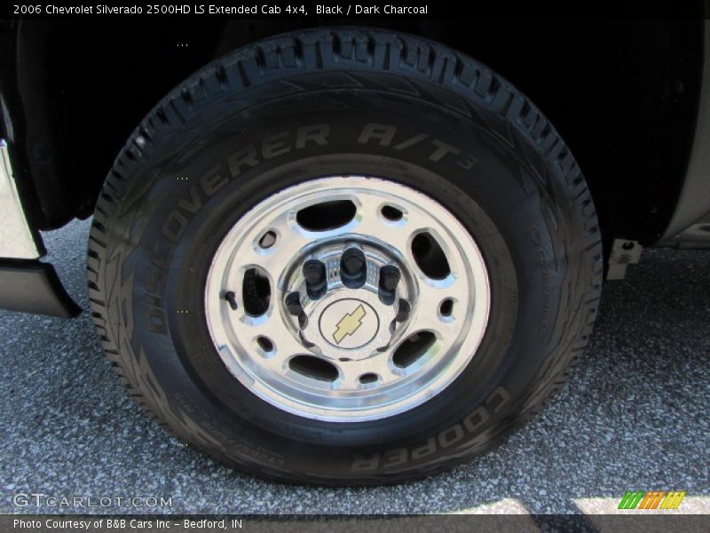 Black / Dark Charcoal 2006 Chevrolet Silverado 2500HD LS Extended Cab 4x4