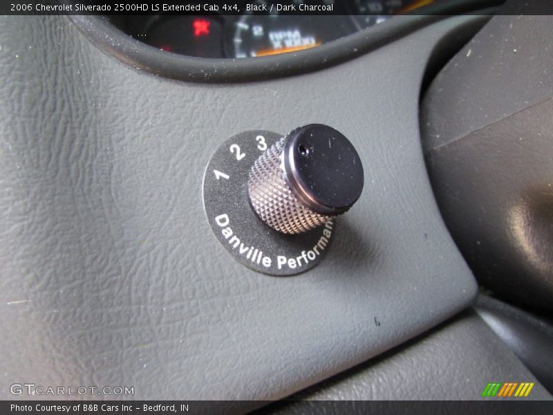 Black / Dark Charcoal 2006 Chevrolet Silverado 2500HD LS Extended Cab 4x4