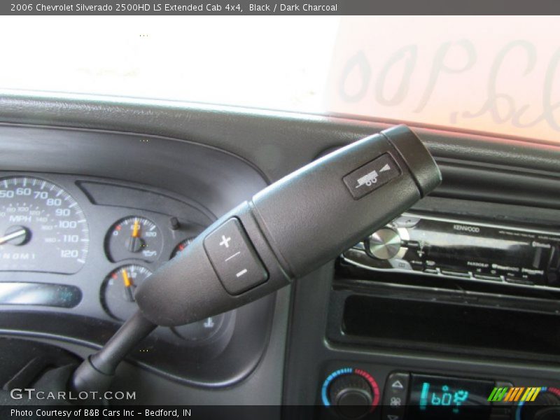 Black / Dark Charcoal 2006 Chevrolet Silverado 2500HD LS Extended Cab 4x4