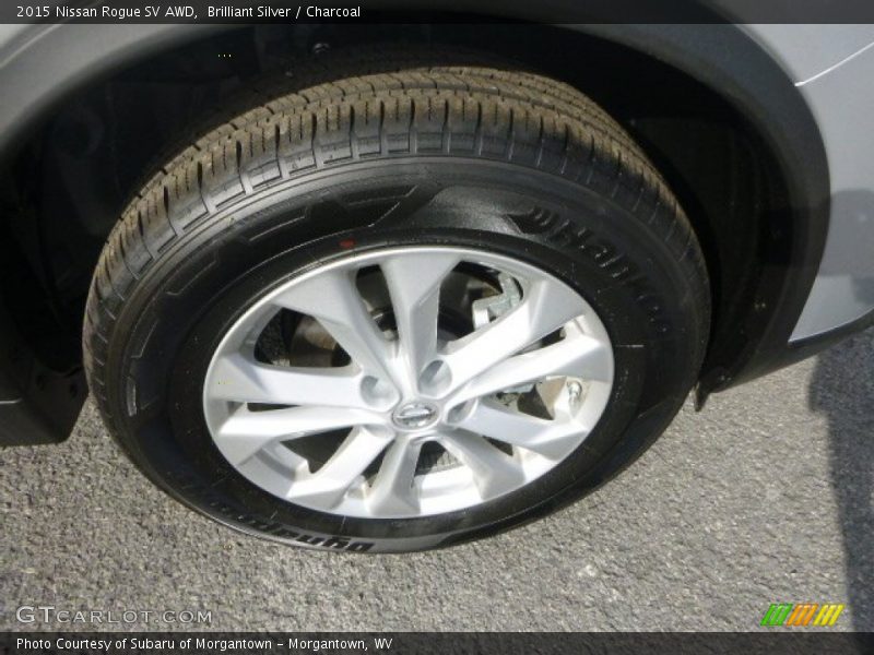 Brilliant Silver / Charcoal 2015 Nissan Rogue SV AWD