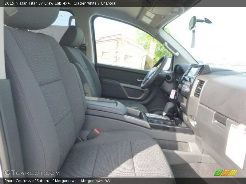 Glacier White / Charcoal 2015 Nissan Titan SV Crew Cab 4x4