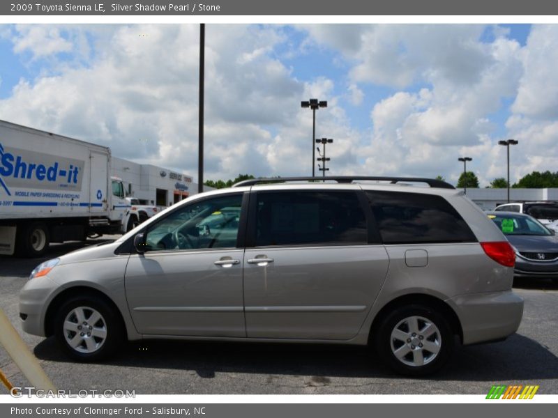 Silver Shadow Pearl / Stone 2009 Toyota Sienna LE
