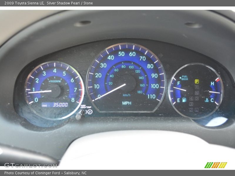 Silver Shadow Pearl / Stone 2009 Toyota Sienna LE