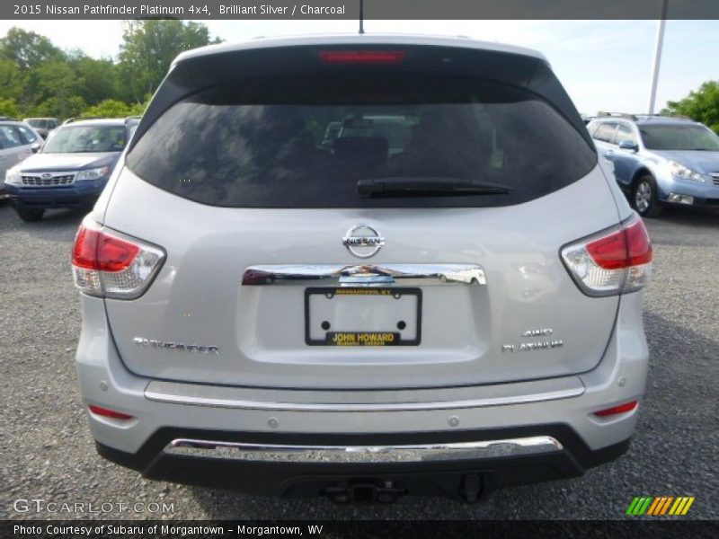 Brilliant Silver / Charcoal 2015 Nissan Pathfinder Platinum 4x4