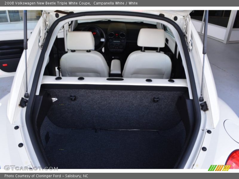 Campanella White / White 2008 Volkswagen New Beetle Triple White Coupe