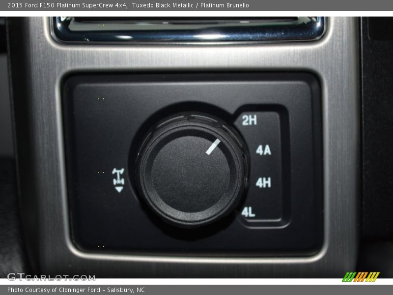 Tuxedo Black Metallic / Platinum Brunello 2015 Ford F150 Platinum SuperCrew 4x4