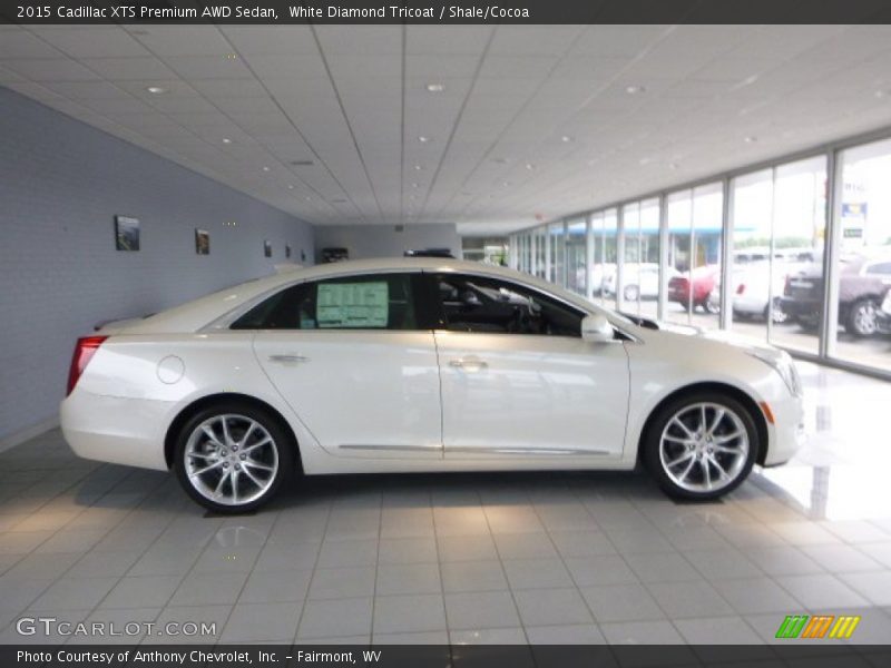  2015 XTS Premium AWD Sedan White Diamond Tricoat