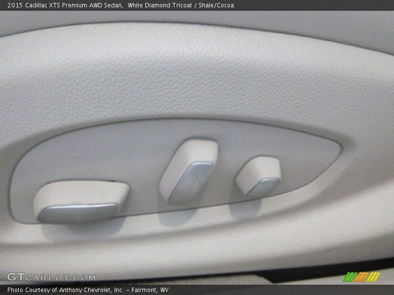 White Diamond Tricoat / Shale/Cocoa 2015 Cadillac XTS Premium AWD Sedan