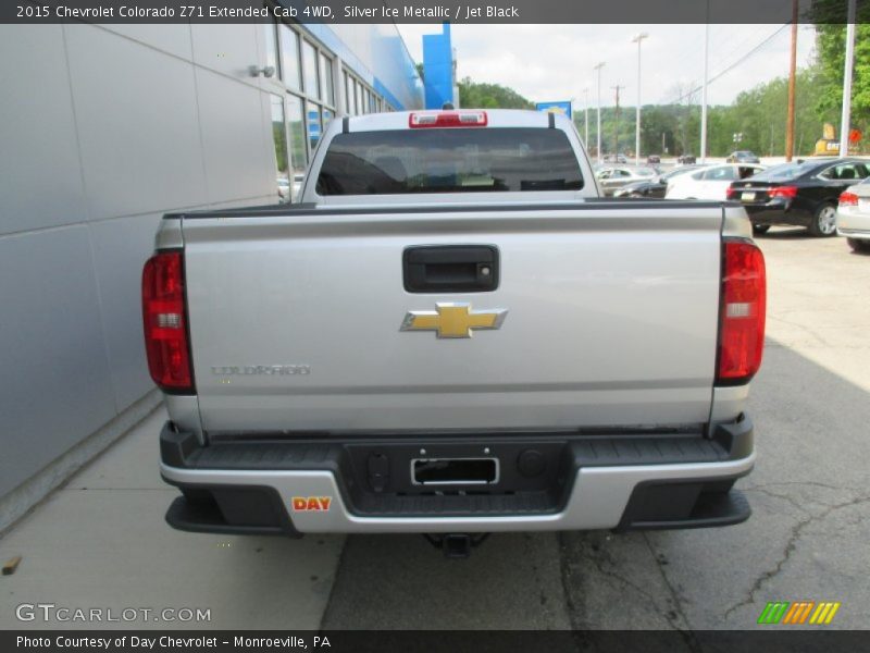 Silver Ice Metallic / Jet Black 2015 Chevrolet Colorado Z71 Extended Cab 4WD