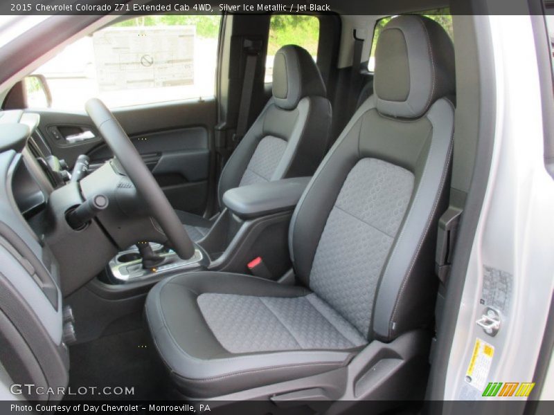 Front Seat of 2015 Colorado Z71 Extended Cab 4WD